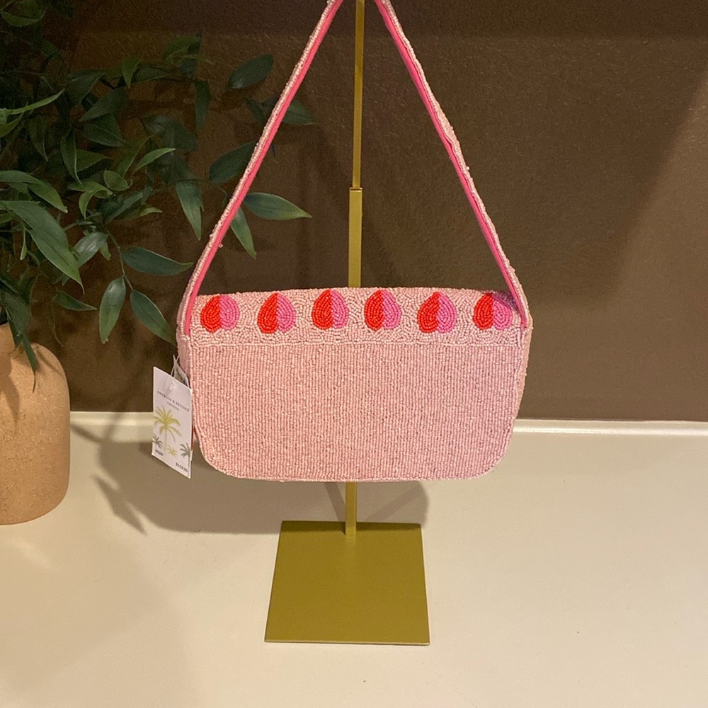 Viral TikTok Hearts Beaded bag - Picture 4 of 5
